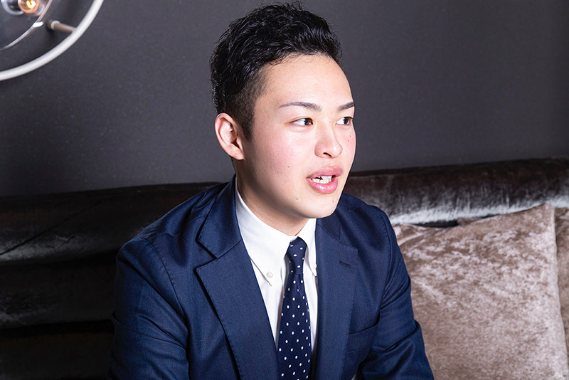 若干20歳!六本木ファブリックの新生ボーイが1年でのし上がった高みとは…!?【六本木・FABRIC/若宮さん】